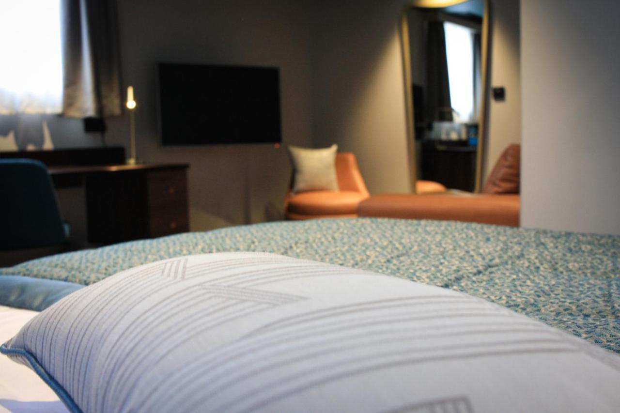 เดอะ โคเมต โฮเต็ล Hotel แฮตฟิลด์ ภายนอก รูปภาพ