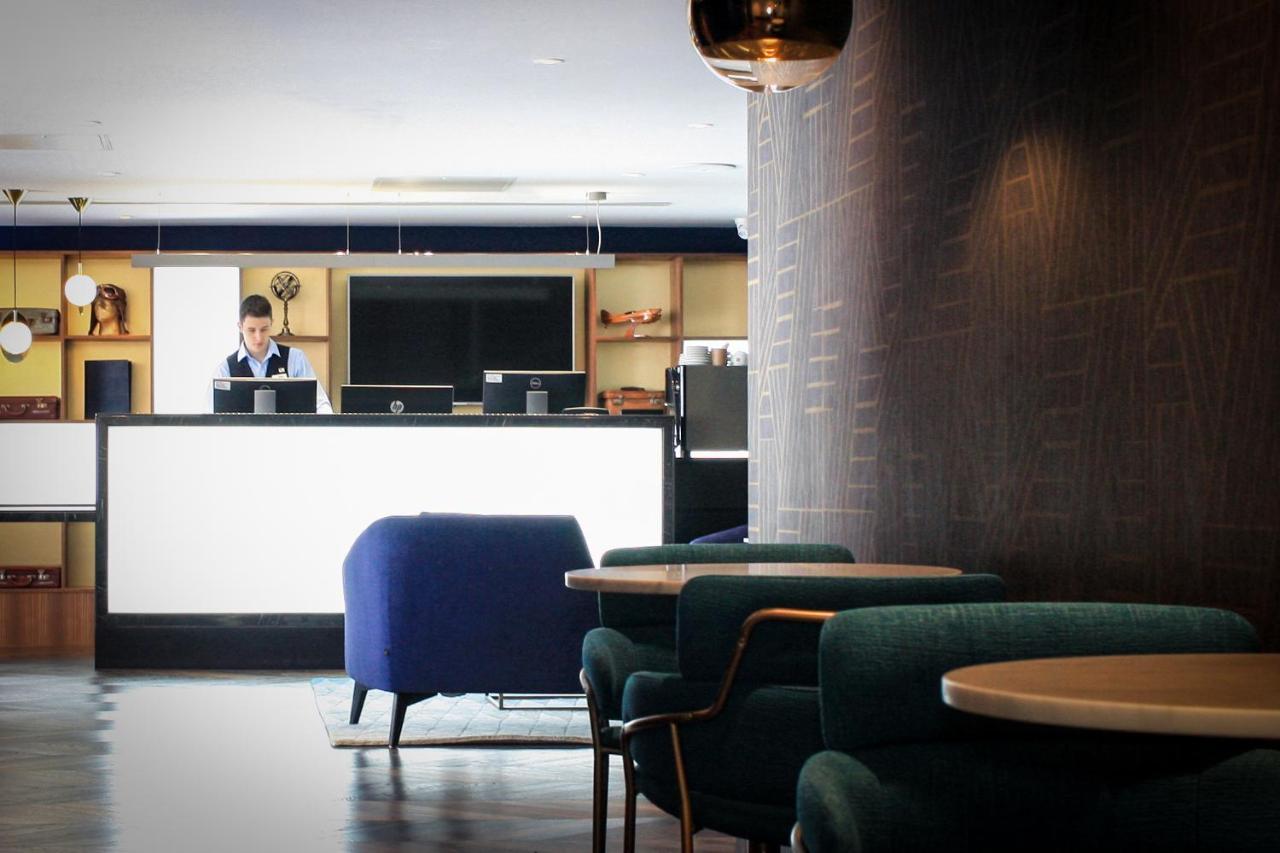 เดอะ โคเมต โฮเต็ล Hotel แฮตฟิลด์ ภายนอก รูปภาพ